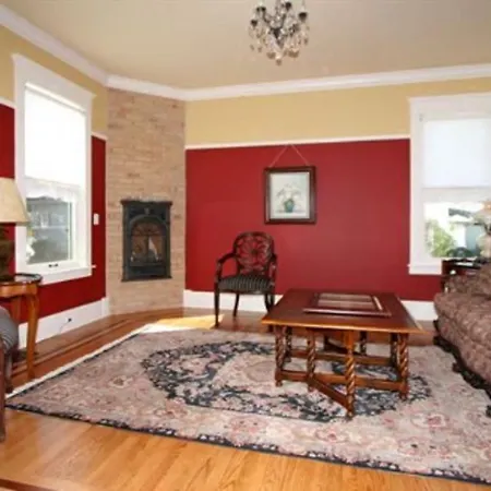 Barrington House Bed & Breakfast